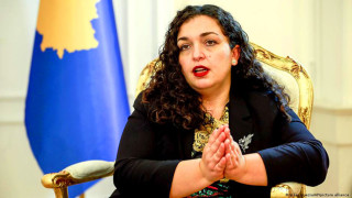 Вьоса Османи - новото лице на Косово