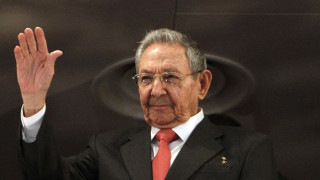 Ерата на Кастро в Куба приключи