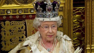 Колко струва британската корона