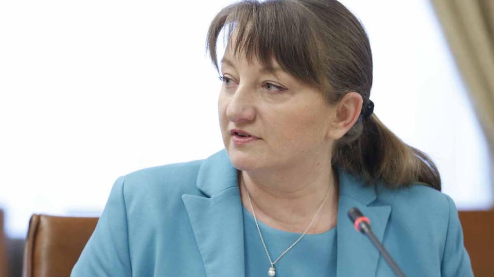 Сачева: Искат да унижат Борисов в парламента | StandartNews.com