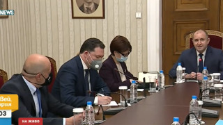 ГЕРБ влезе при президента. Консултациите почнаха