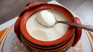 5 невероятни ползи от хапването на кисело мляко
