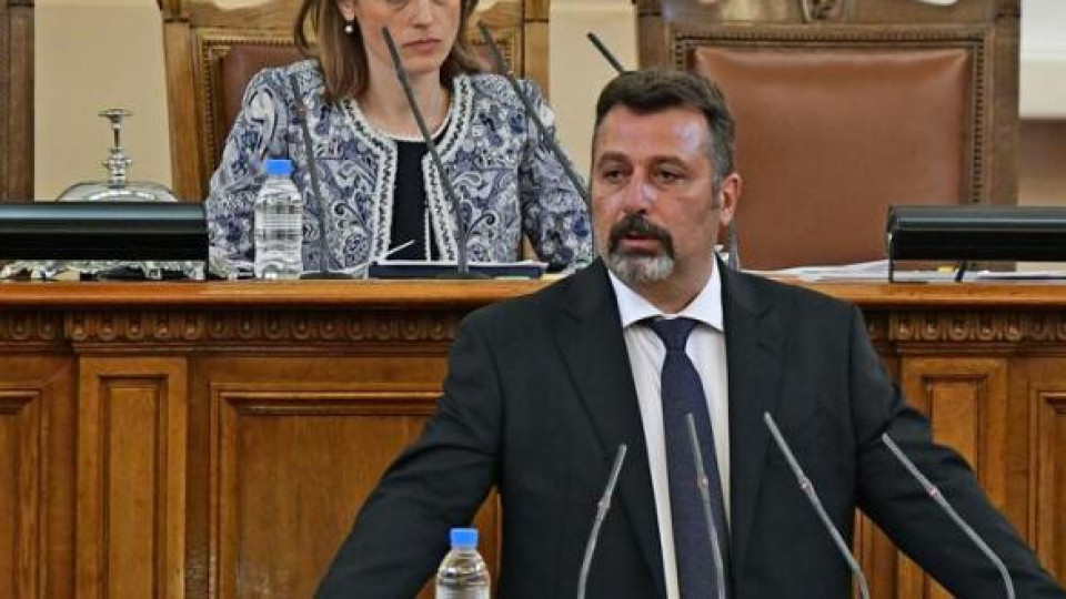 Филип Станев: Предкулисно саботирахте парламента | StandartNews.com