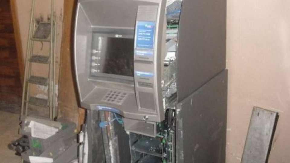 Проблем - няма пари в банкоматите | StandartNews.com
