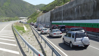 Чакат 400 000 коли да се приберат в София