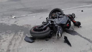 Катастрофа със злощастен край! 29-годишен моторист загина