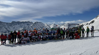 Талантите в ските с лагер на Банско