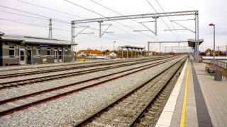 Тийнейджъри арестувани за нападение на кондуктор на ЖП гара