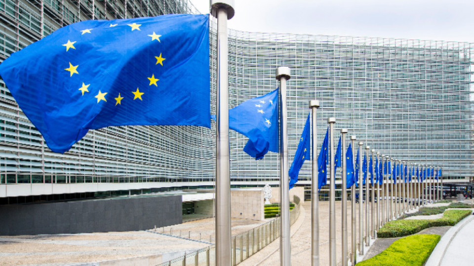 ЕС няма да наказва шестимата българи | StandartNews.com