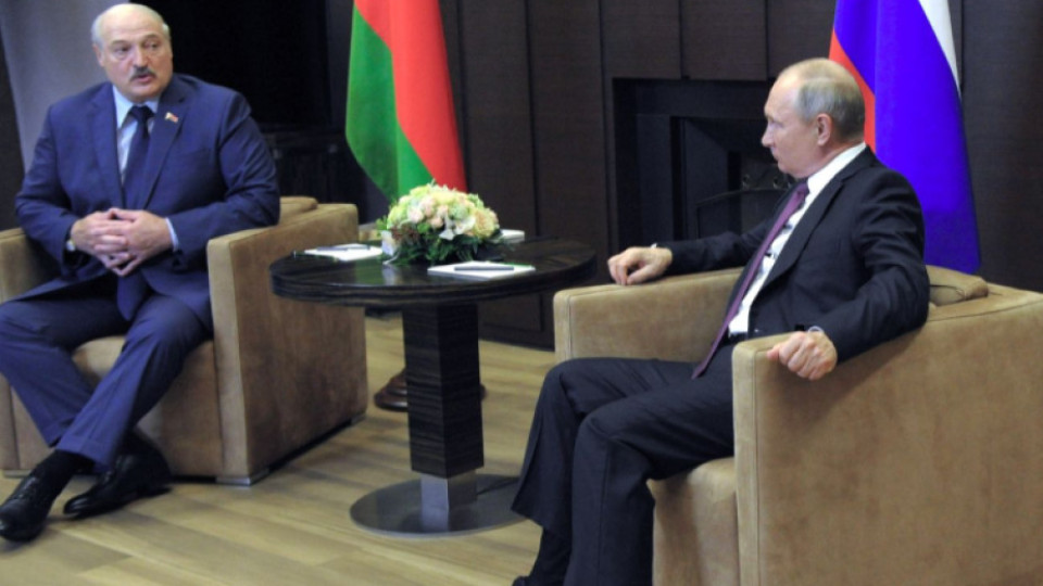 Путин подкрепи Лукашенко | StandartNews.com