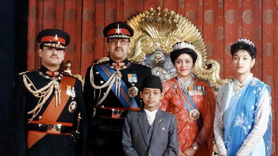 Любовна драма затри кралската династия в Непал | StandartNews.com