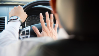Aгресия на пътя: Шофьор нарита жена в София
