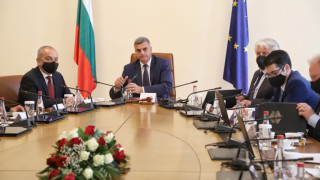 Над 50% от българите одобряват служебния кабинет
