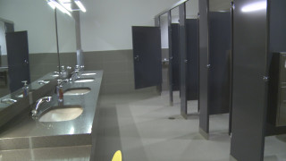 Нови тоалетни в 29 столични училища