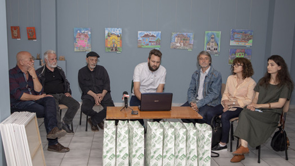 Стара Загора е домакин на Международен пленер по живопис „Дружба" | StandartNews.com