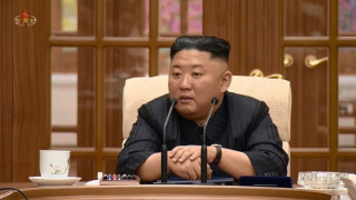 Ким Чен Ун разби сърцата в Северна Корея