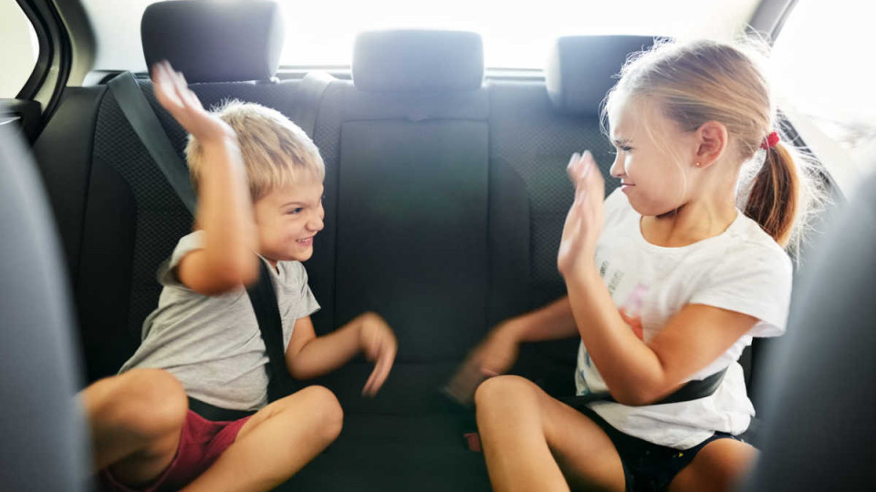 Масово децата пътуват необезопасени в колите | StandartNews.com