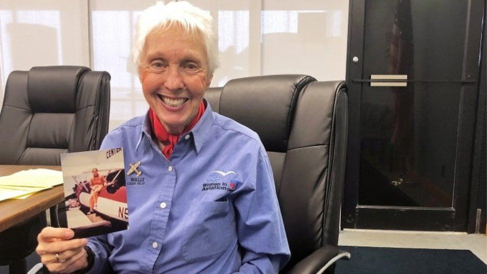 Безос избра 82-годишна баба за компания в Космоса | StandartNews.com