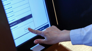 Как ще се върнат у нас машините за гласуване в чужбина