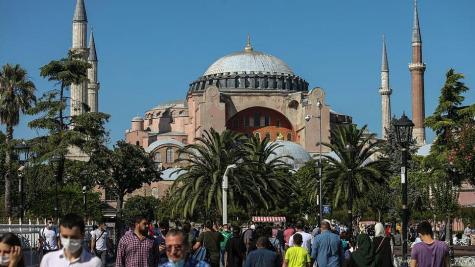 ЮНЕСКО поиска доклад от Турция за „Света София” | StandartNews.com