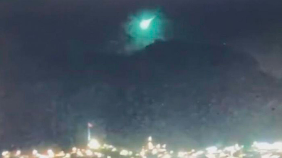 Метеорит падна в Измир. Сбъдва ли се пророчество? | StandartNews.com