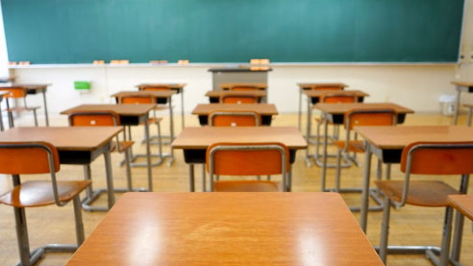 МОН с план за връщане на големите ученици в клас | StandartNews.com