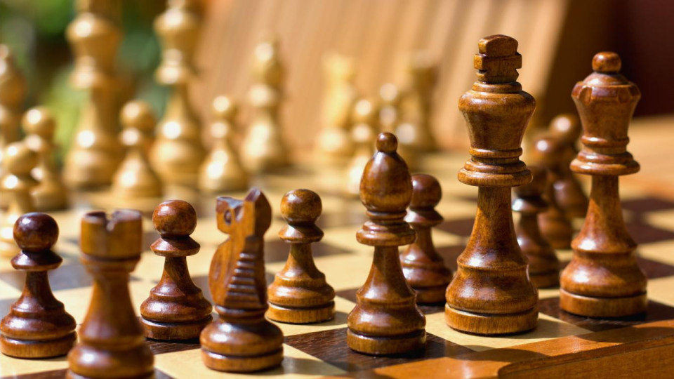 Страшен скандал в родния шах, какво става | StandartNews.com