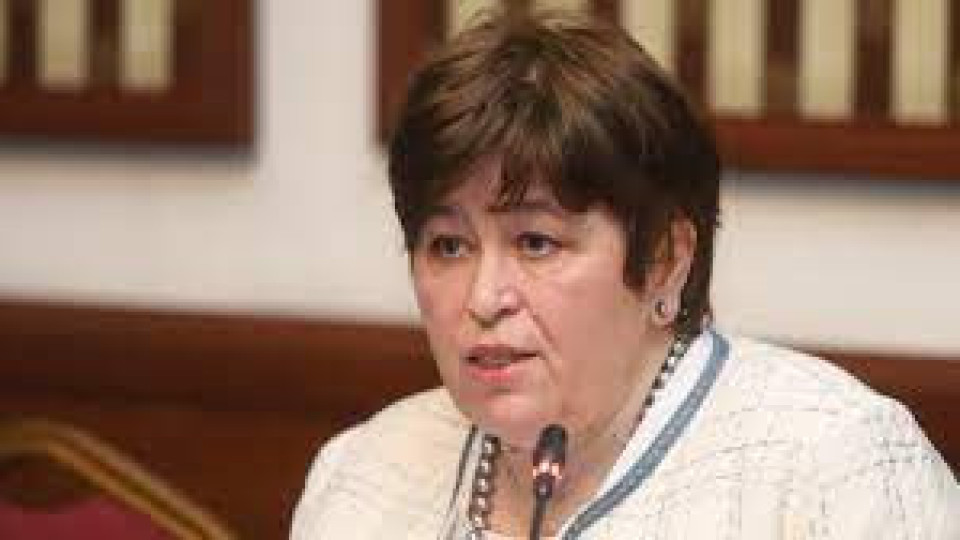 Министър Балтова с тревожна прогноза за зимния туризъм | StandartNews.com