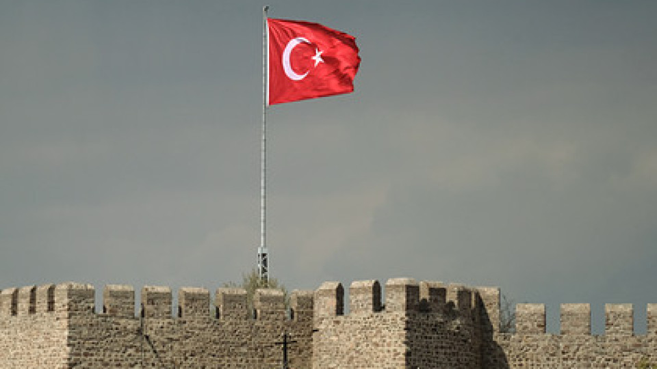 Пак зверска катастрофа в Турция, 14 загинали | StandartNews.com