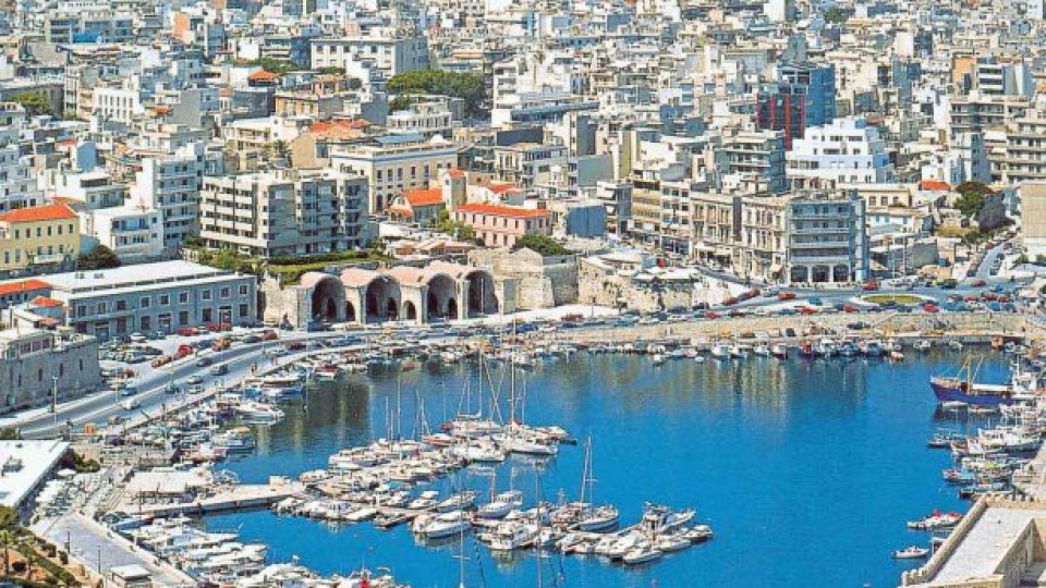 Казарма на остров Крит! Вижте мерките | StandartNews.com