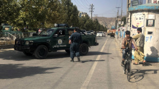 Шестима българи чакат евакуация от Кабул