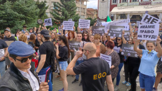 Парламентът си тръгва, идват протестите