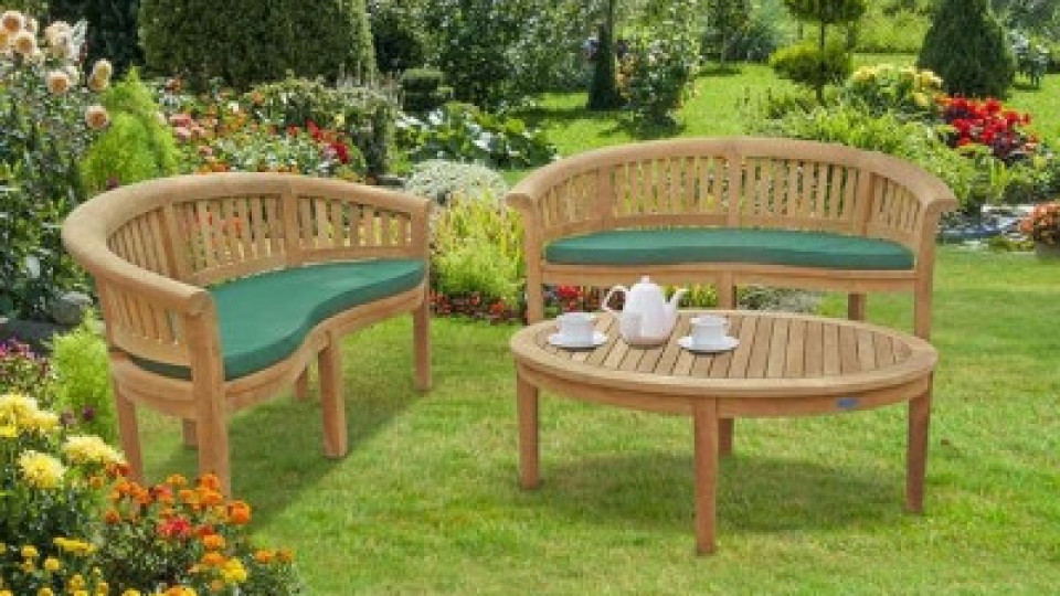 Подходящите мебели преобразяват двора и градината | StandartNews.com