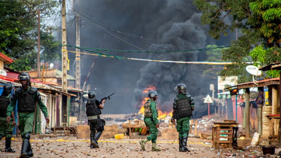 Преврат в Гвинея. Стрелба край двореца | StandartNews.com