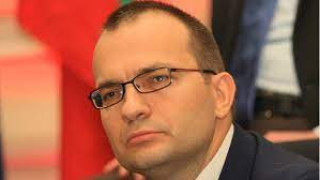 Мартин Димитров, ДБ: Гласуваните добавки за пенсиите са подаяние