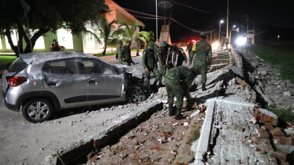 7 по Рихтер разтърси Мексико, паднал стълб уби човек | StandartNews.com