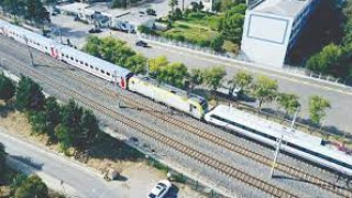Ужас: Два влака се сблъскаха челно в Истанбул