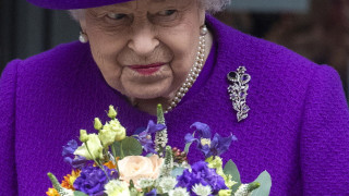 Елизабет II подкрепи чернокожите след скандала с "цвета на Арчи"