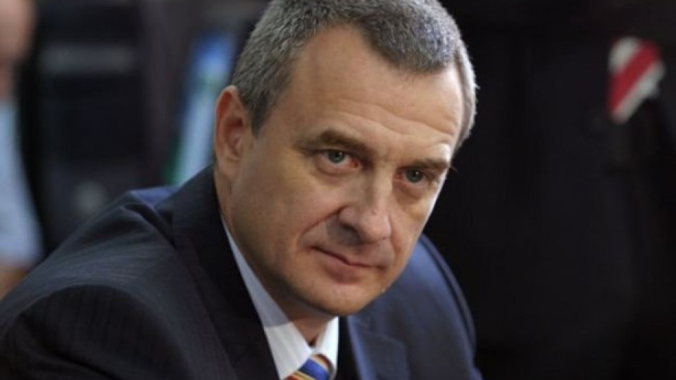 Цветлин Йовчев разкри голяма издънка на външния министър. Последствията | StandartNews.com