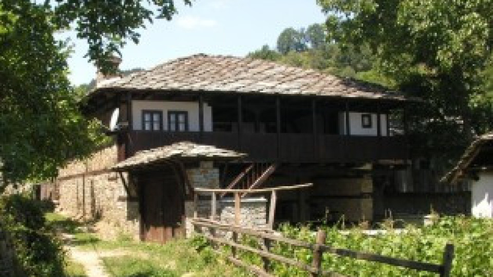 Селска къща с две спални. Ами цената? | StandartNews.com