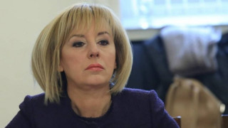 Манолова: От КЕВР да си подадат оставките