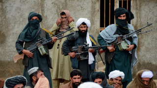 Талибаните плашат света с икономически бежанци
