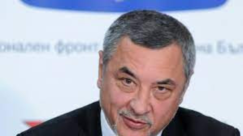 Валери Симеонов води листите в Бургас | StandartNews.com