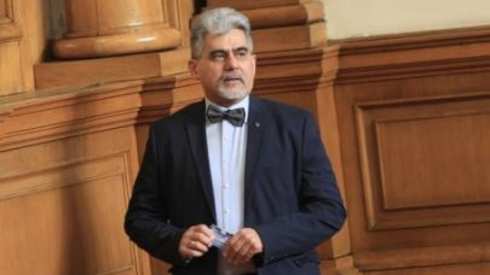 Кандидат-президентът на ВМРО на война с ректора на ВТУ | StandartNews.com