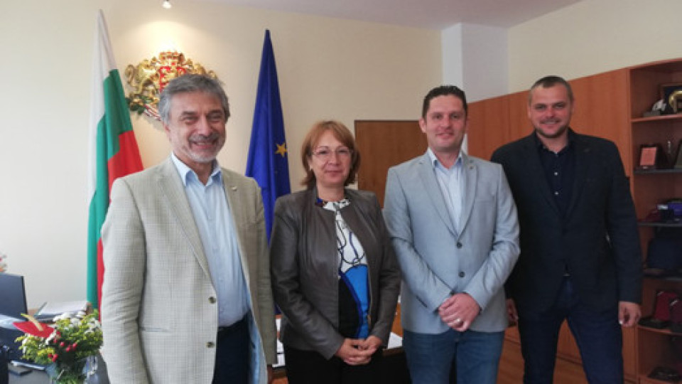 Кметът на Казанлък се срещна днес с Дистрикт гуверньор 2021-2022 | StandartNews.com