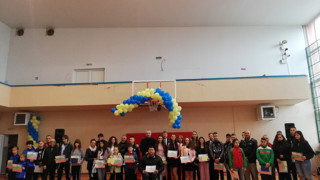 Кметът на Казанлък отличи 17 казанлъшки спортисти