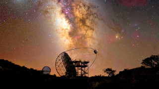 Мистериозен сигнал идва от Млечния път