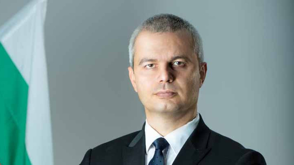Костадинов представи програмата на "Възраждане" | StandartNews.com