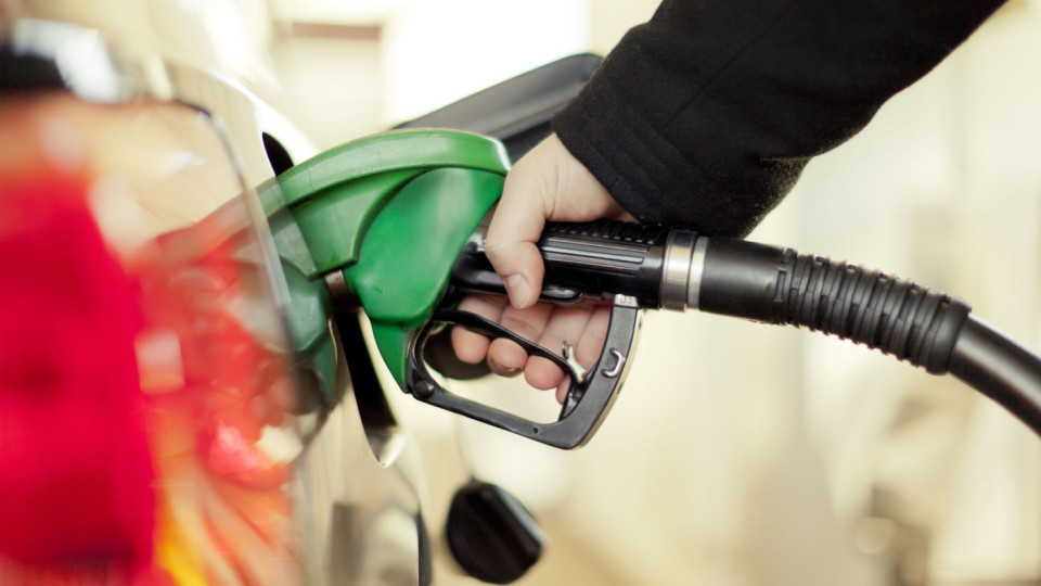 Прогнозират 2,50 лв. за литър бензин и дизел | StandartNews.com