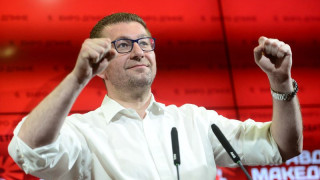 Шефът на македонската опозиция "погали" България. Какво каза?